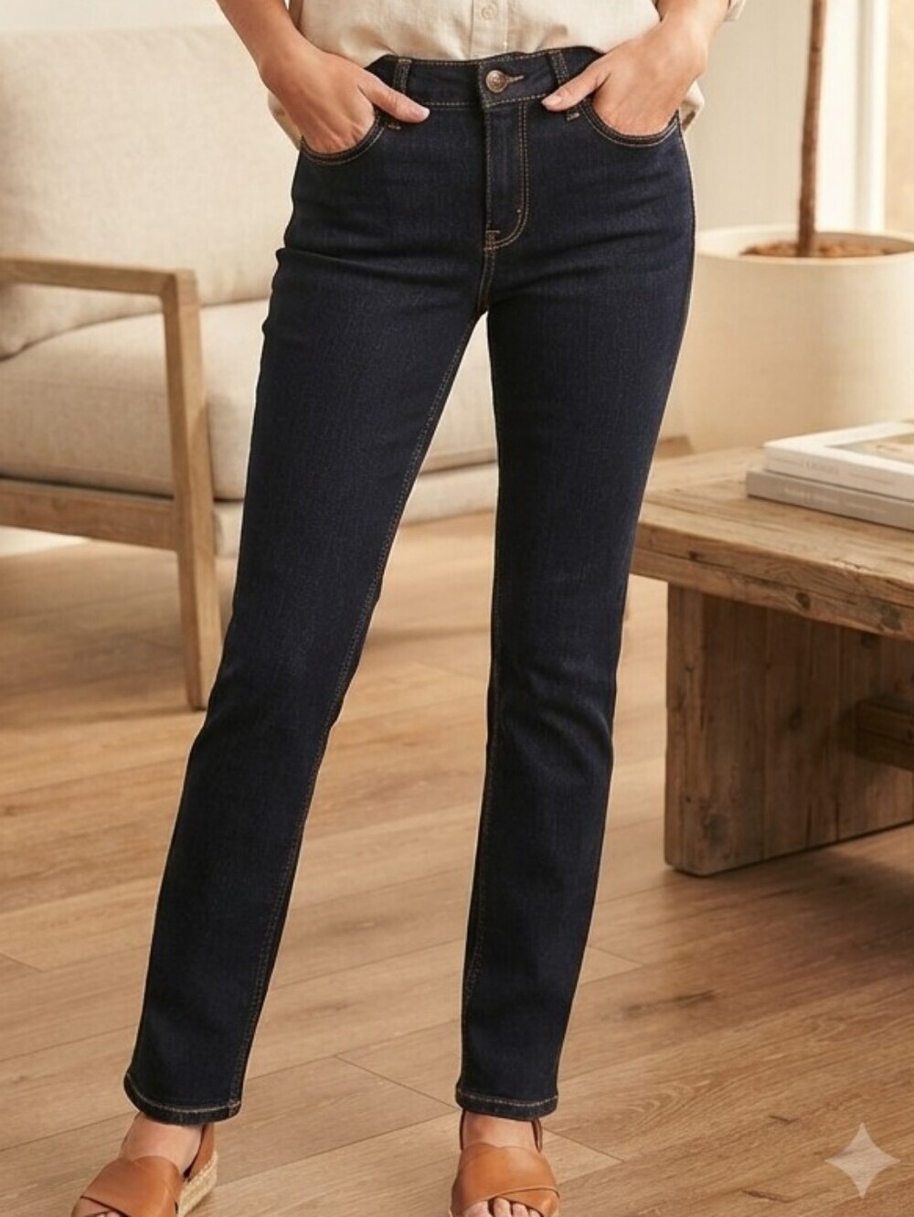 Santana Jeans Dark Wash Straight/Skinny Denim Jeans